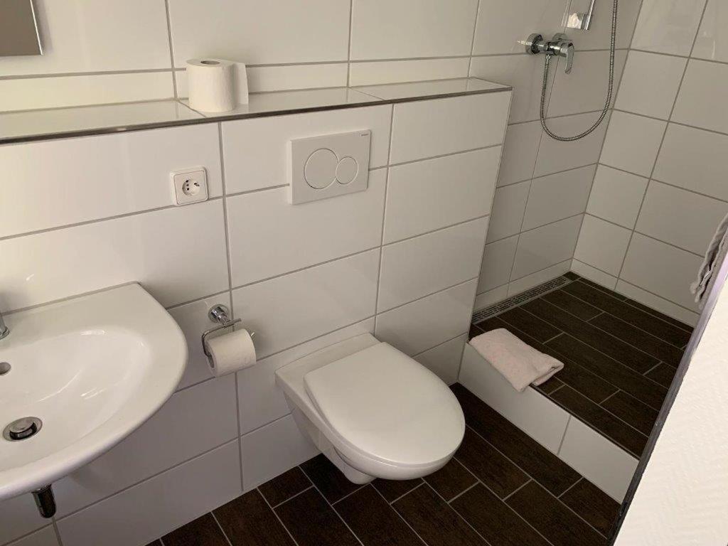 Hotel Cafe Waldeck Wuestenrot Extérieur photo